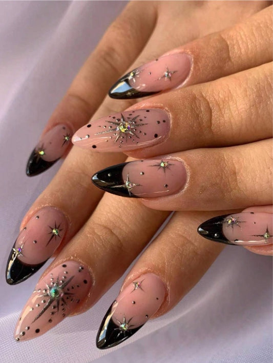 Black Star Press On Nails